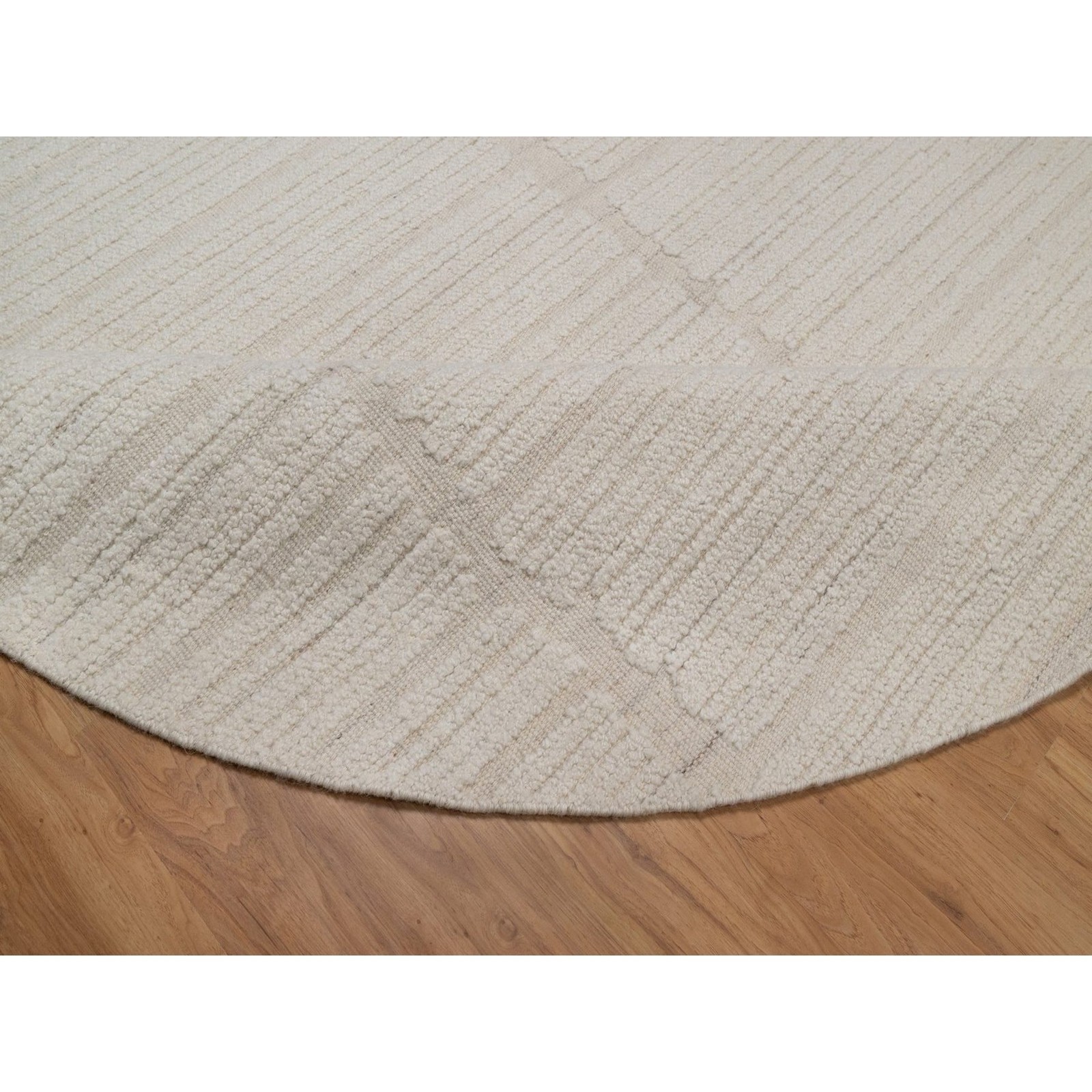 8’x8′ Ivory Modern Piled Flat Weave Textured Wool Hand Knotted Round Rug 92296