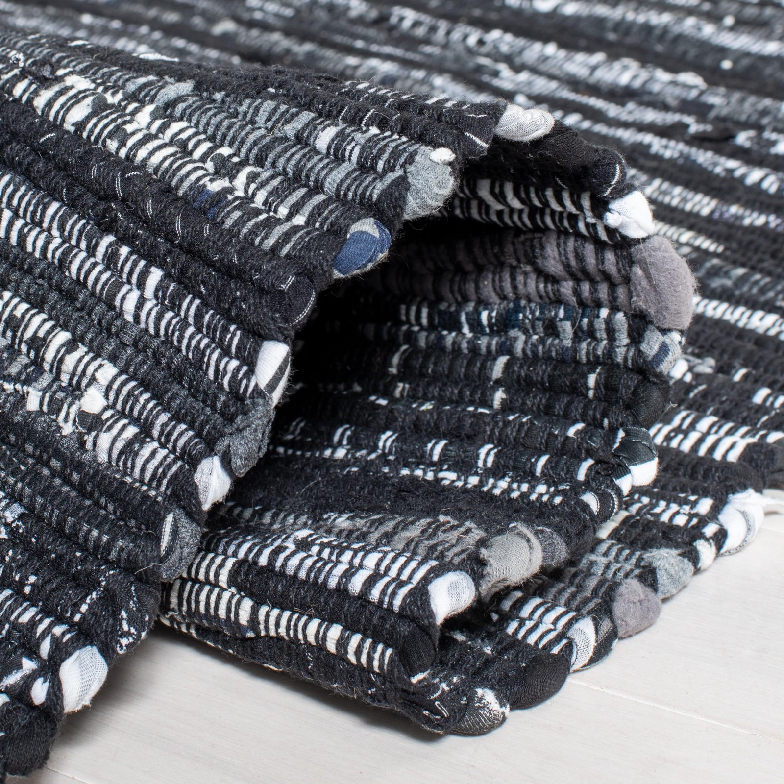 Safavieh Rag Rug Collection Area Rug – 6 X 9 Black Handmade Boho Stripe Cotton