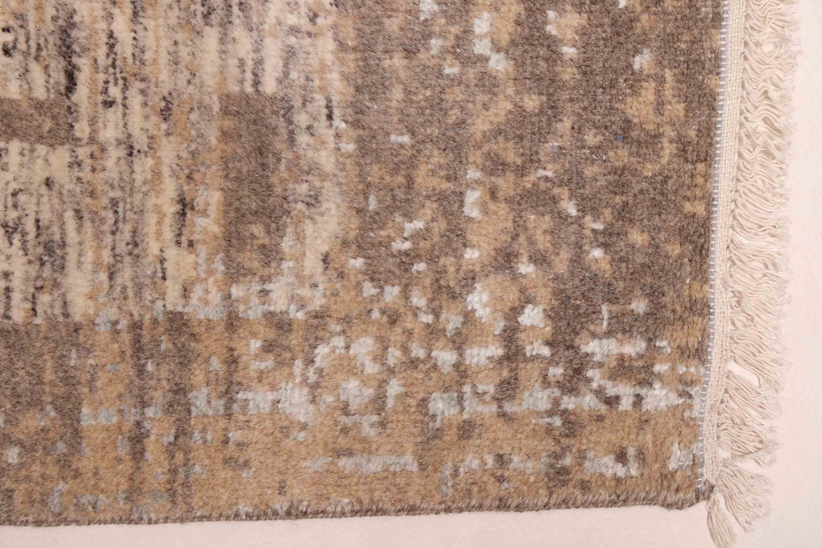Traditional Beige Hand-knotted Oriental Carpet 8’10” x 12’2″ Area Rug