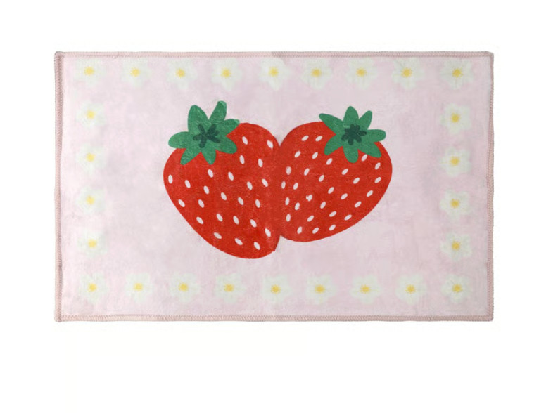 Room 2 Room Washable Rug 24inx36in Strawberries VIRAL!