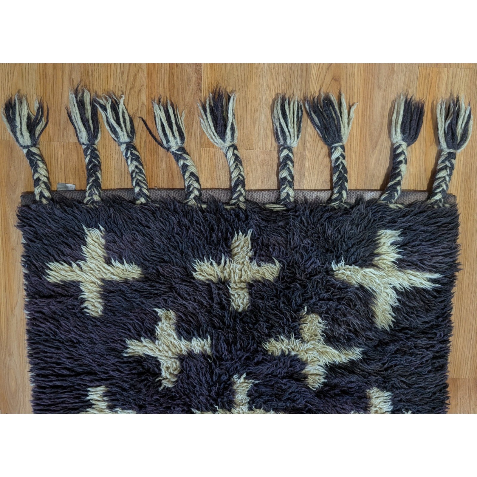 100% Wool Shag Runner Rug 31×110 Brown Cream Cross Boho Tassels
