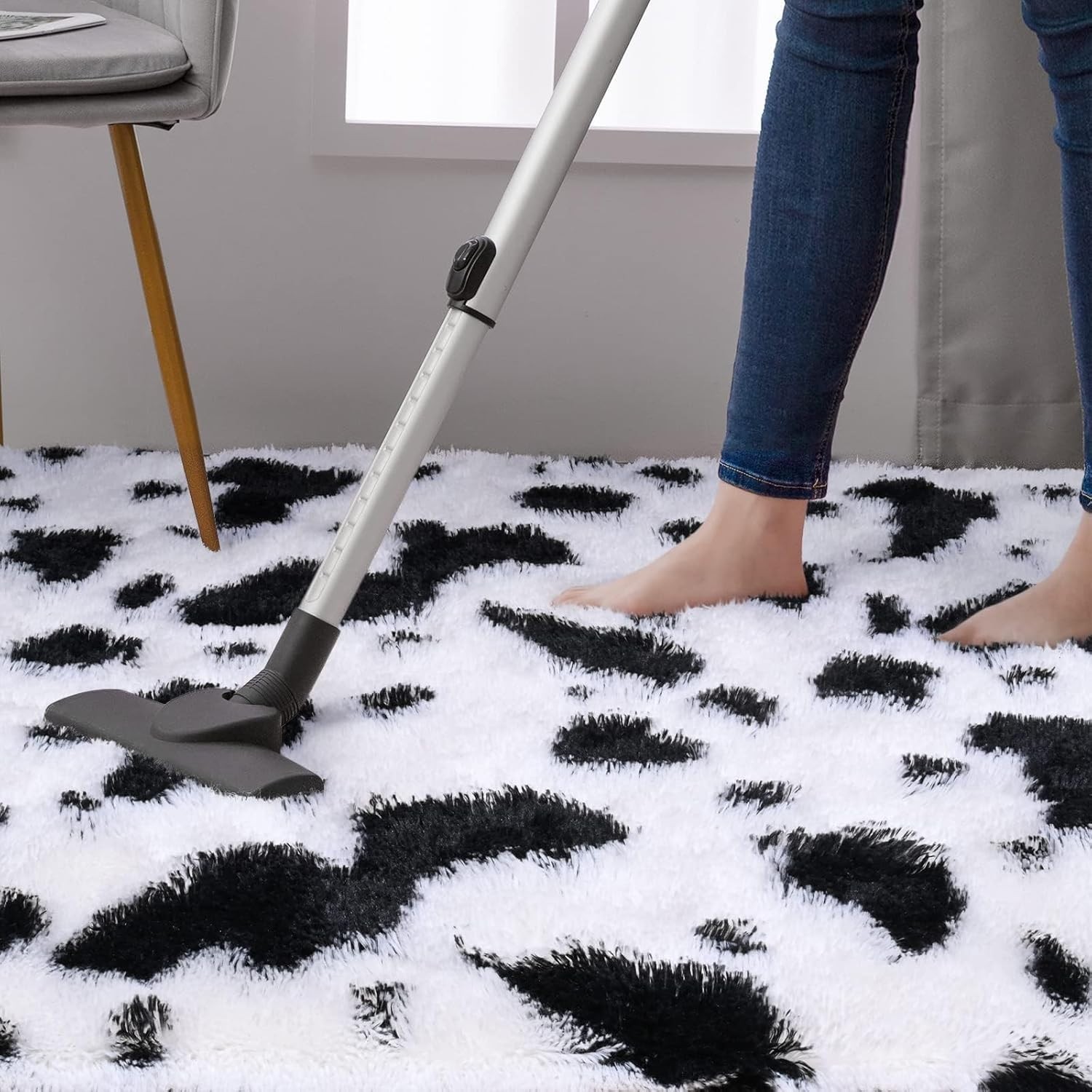 3×5 Feet Fluffy Black-White Rug for Kids – Non-Slip, Machine Washable Decor