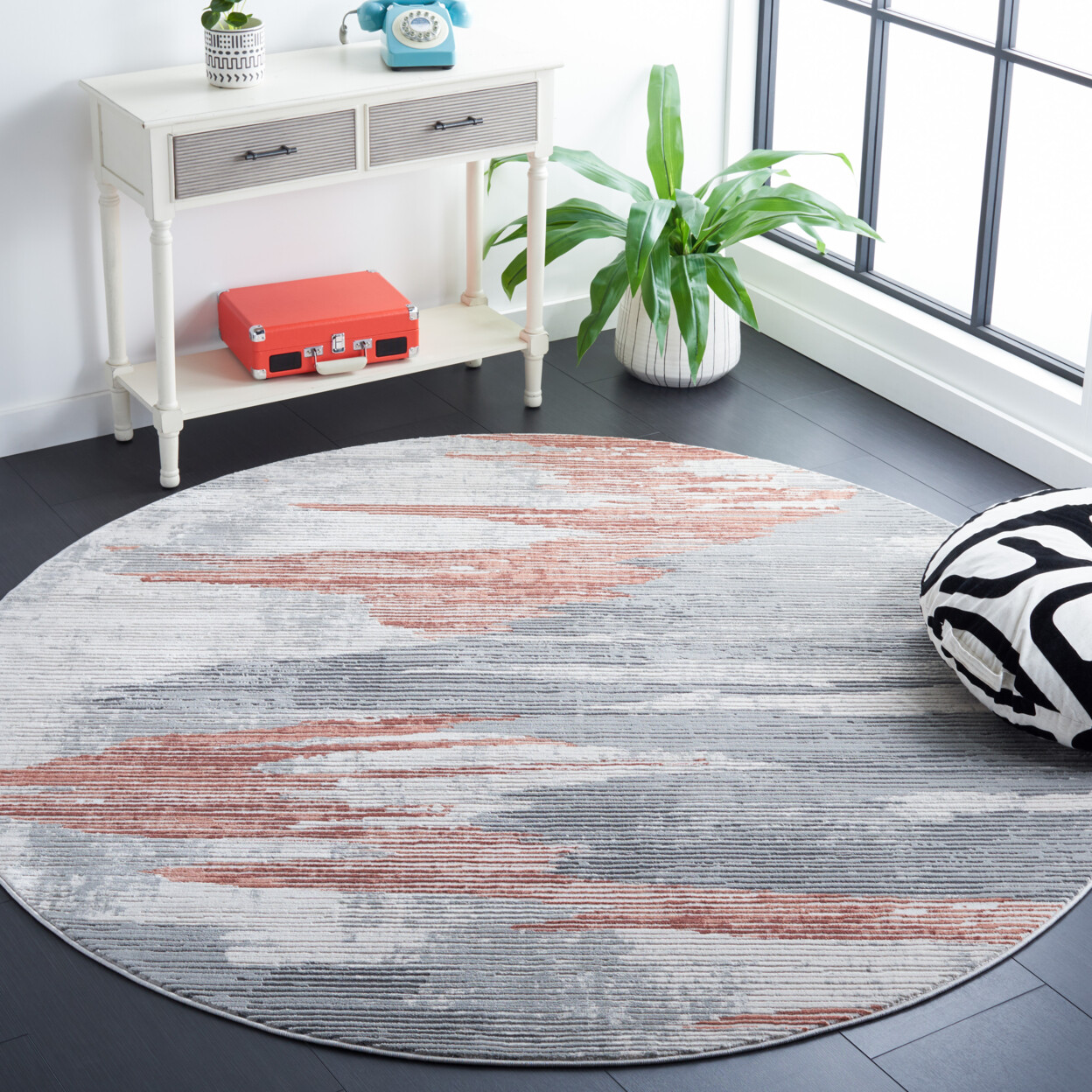 SAFAVIEH Invista Collection INV534F Light Grey / Rust Rug