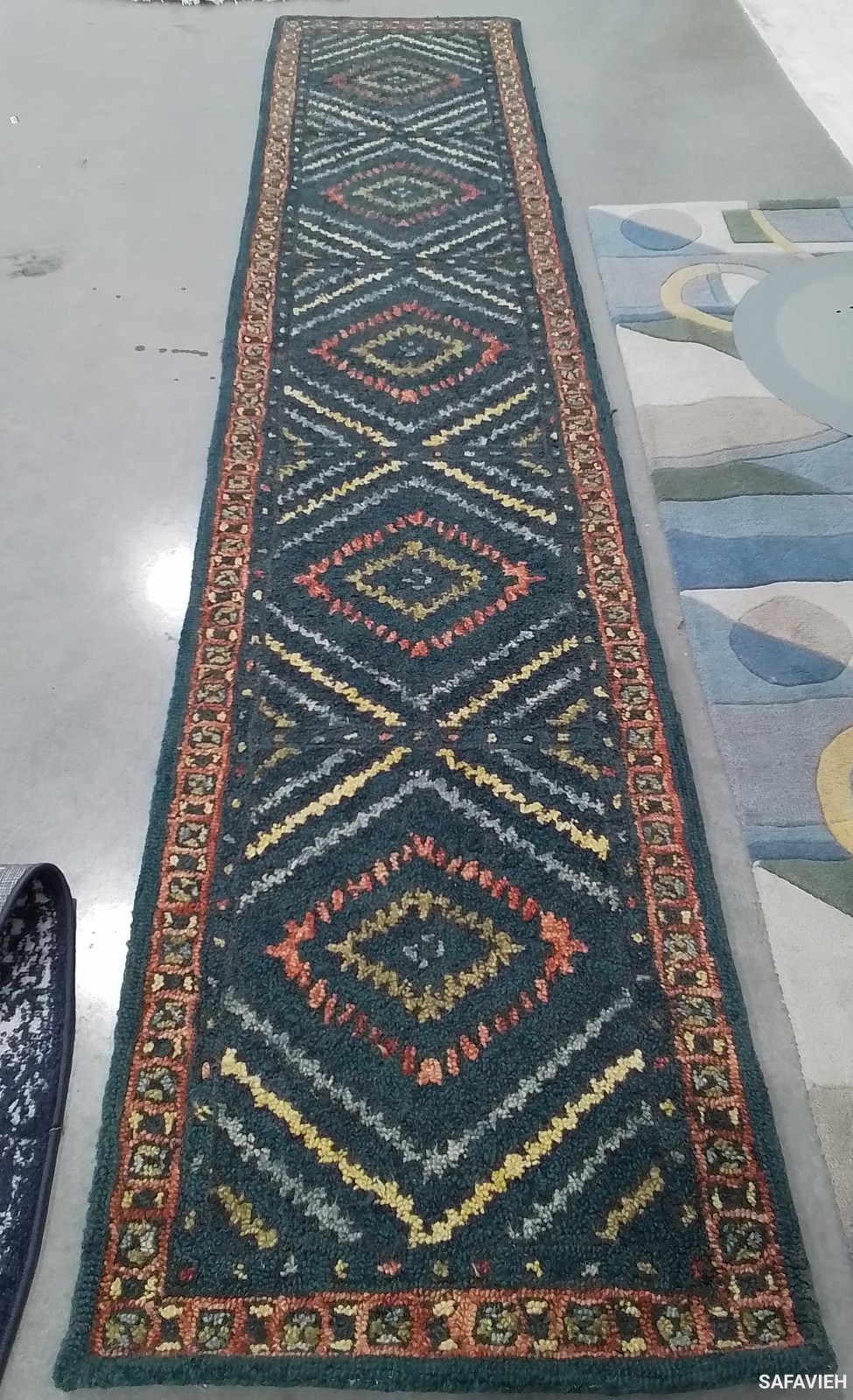 RUST / GREEN 2′-3″ x 11′-0″ Flaw in Rug, Reduced Price 1172792394 APN815P-211