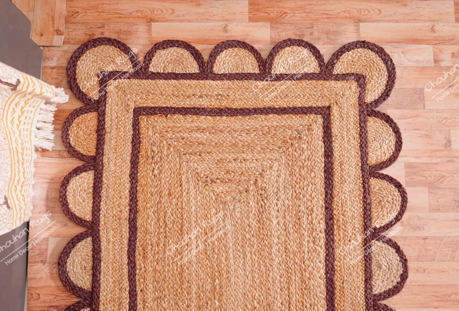 Vintage style natural scallop jute rug with brown border boho large area rug