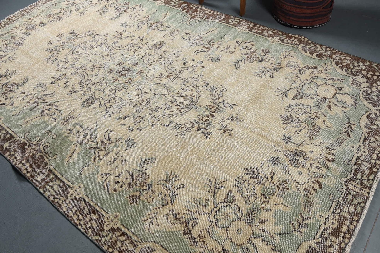 Vintage Turkish Rug, 6,2×10,4 ft Large Rug, Beige Floral Rug