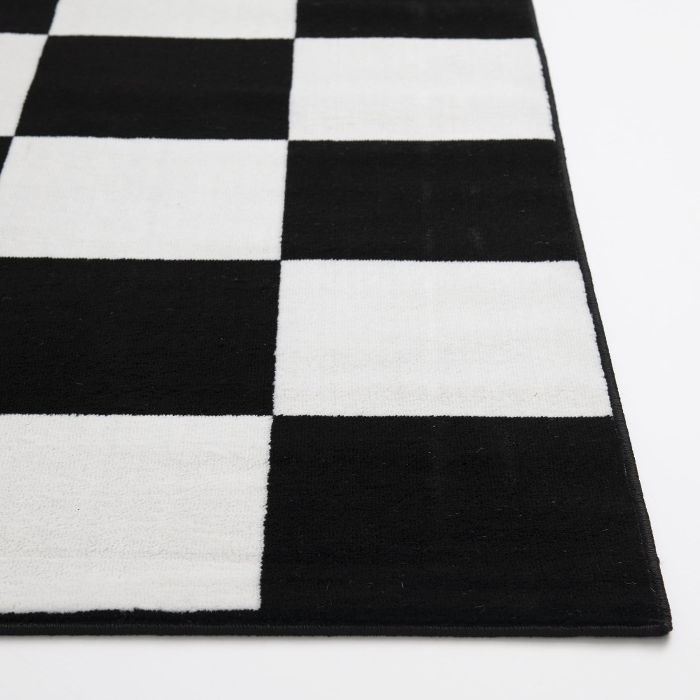 5×7 Black and White Checkered Indoor Area Rug