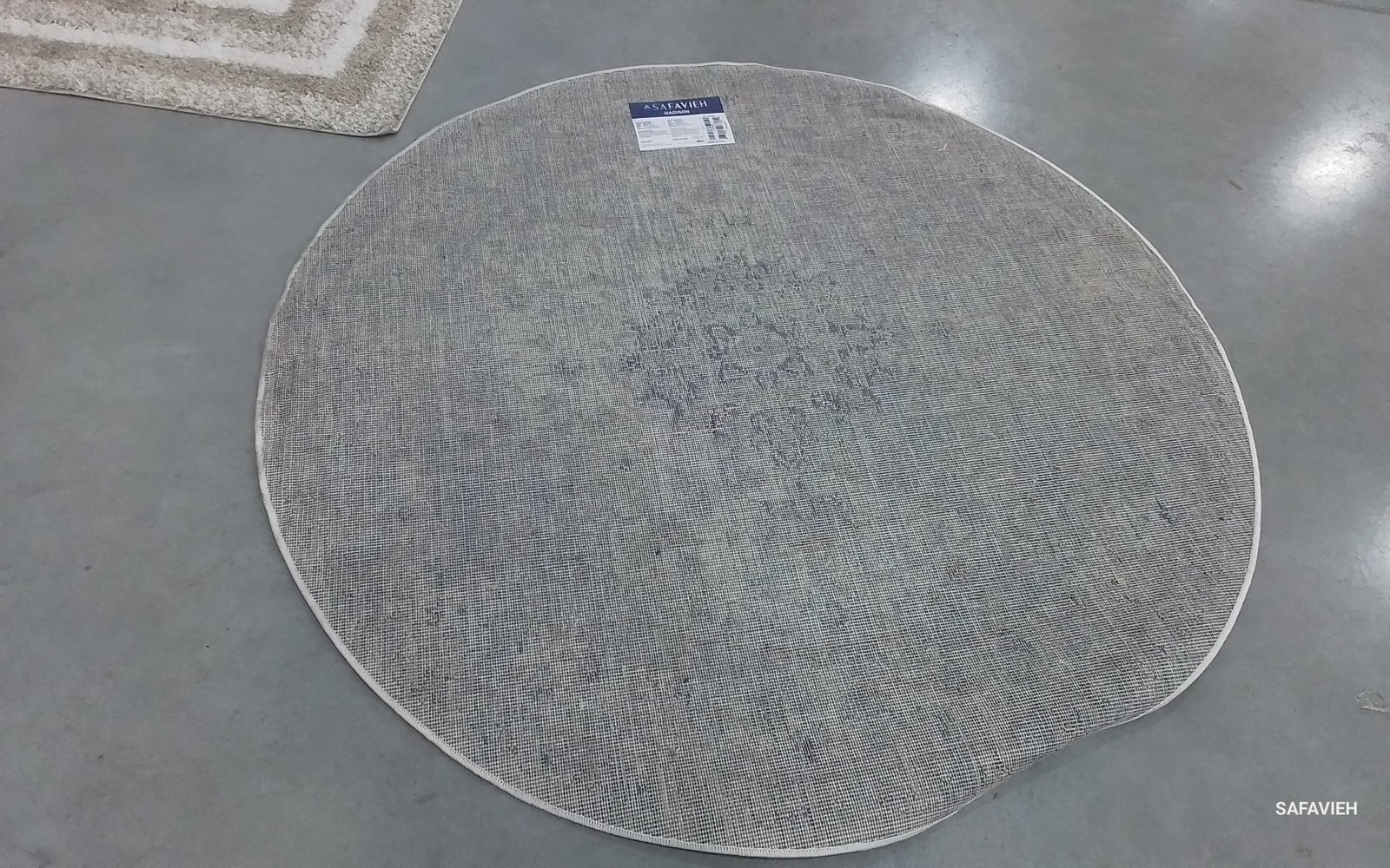 IVORY / BLUE 5′-1″ x 5′-1″ Back Stain Rug, Reduced Price 1172803900 MAD155M-5R