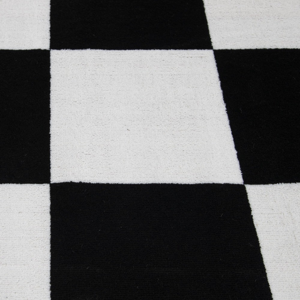 5×7 Black and White Checkered Indoor Area Rug