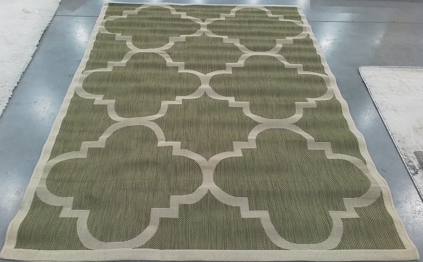GREEN / BEIGE 5′-3″ x 7′-7″ Flaw in Rug, Reduced Price 1172793710 CY6243-244-5