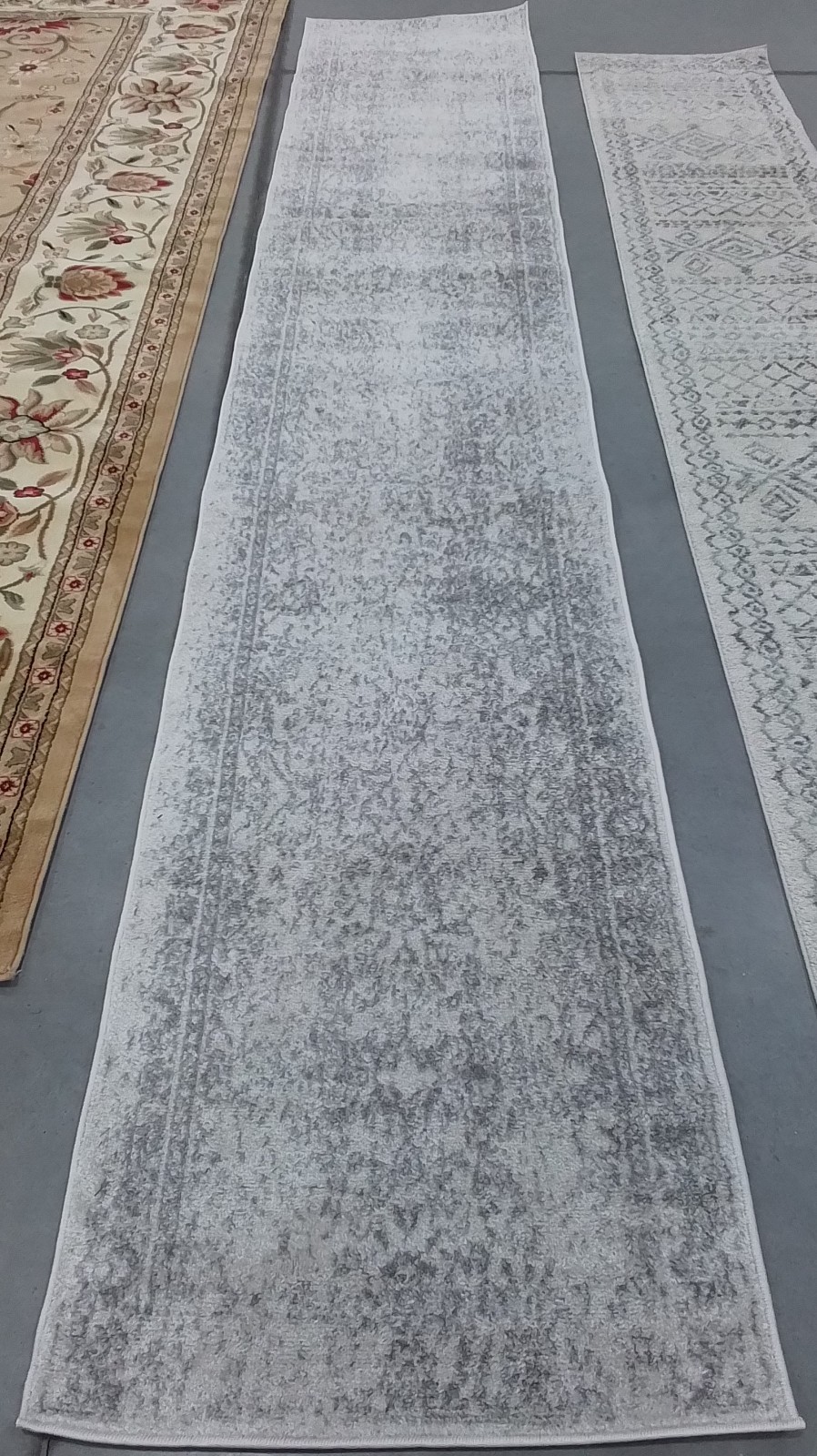 IVORY / SILVER 2′-6″ x 14′-0″ Flaw in Rug, Reduced Price 1172778887 ADR109C-214