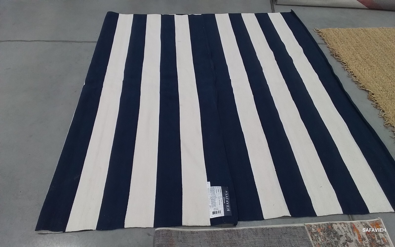 NAVY / IVORY 8′-0″ x 10′-0″ Flaw in Rug, Reduced Price 1172772709 MTK712H-8