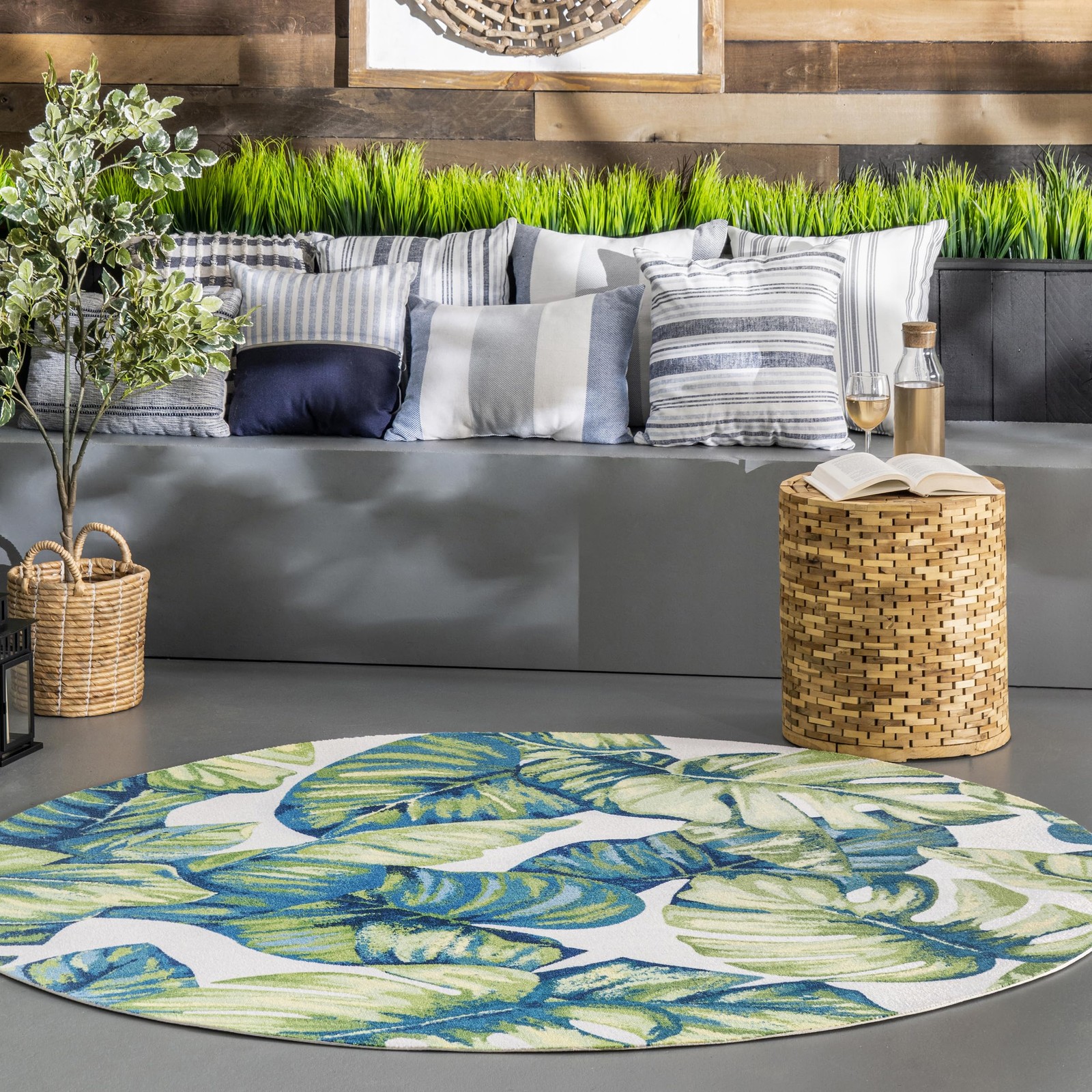 Lisa Floral Indoor/outdoor Area Rug 6′ Round Multi