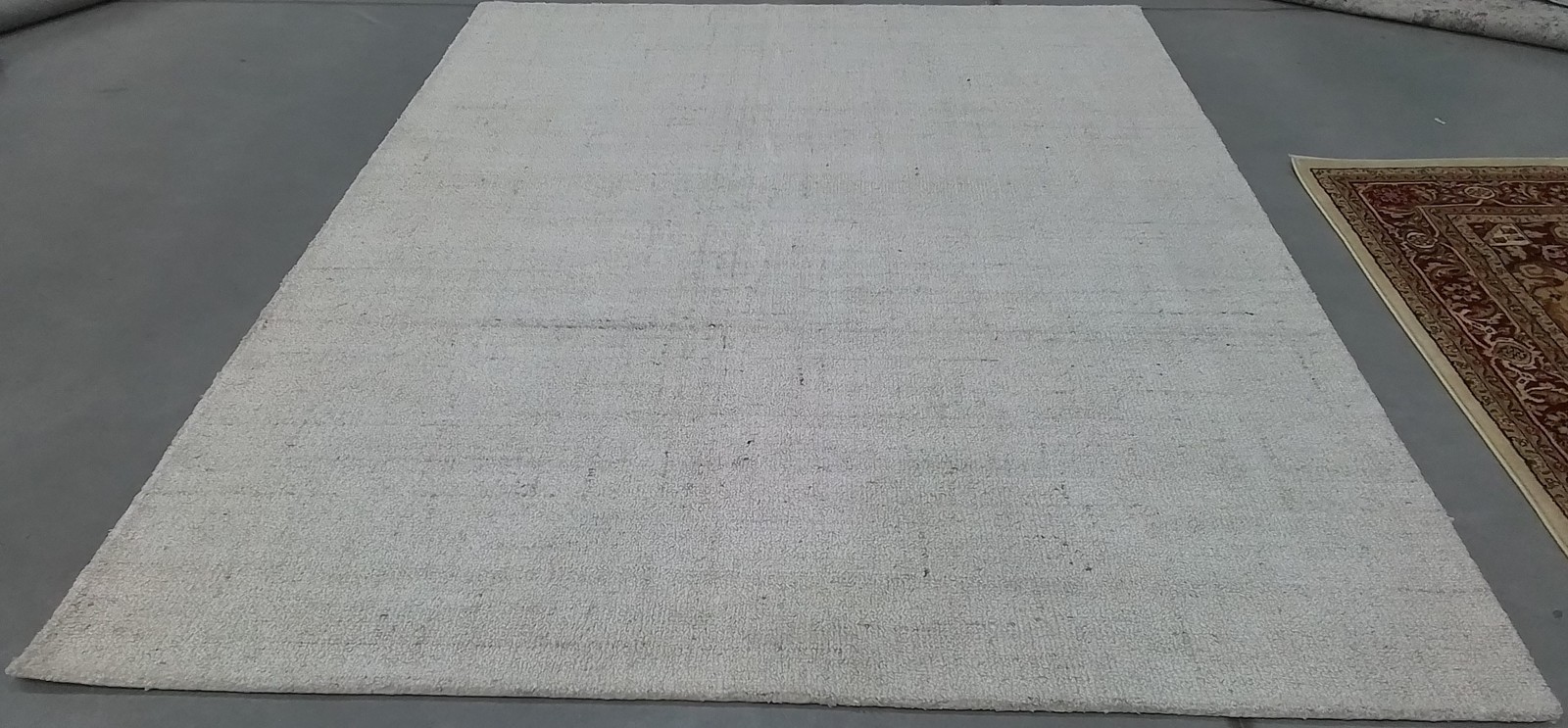 IVORY / BEIGE 8′-0″ x 10′-0″ Back Stain Rug, Reduced Price 1172801372 ABT141D-8