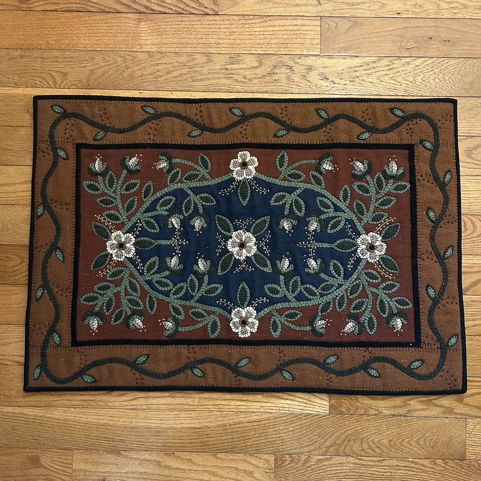 Homespice Decor Area Rug 2’X3′ Cherokee Rose Hand Applique Wool Bohemian
