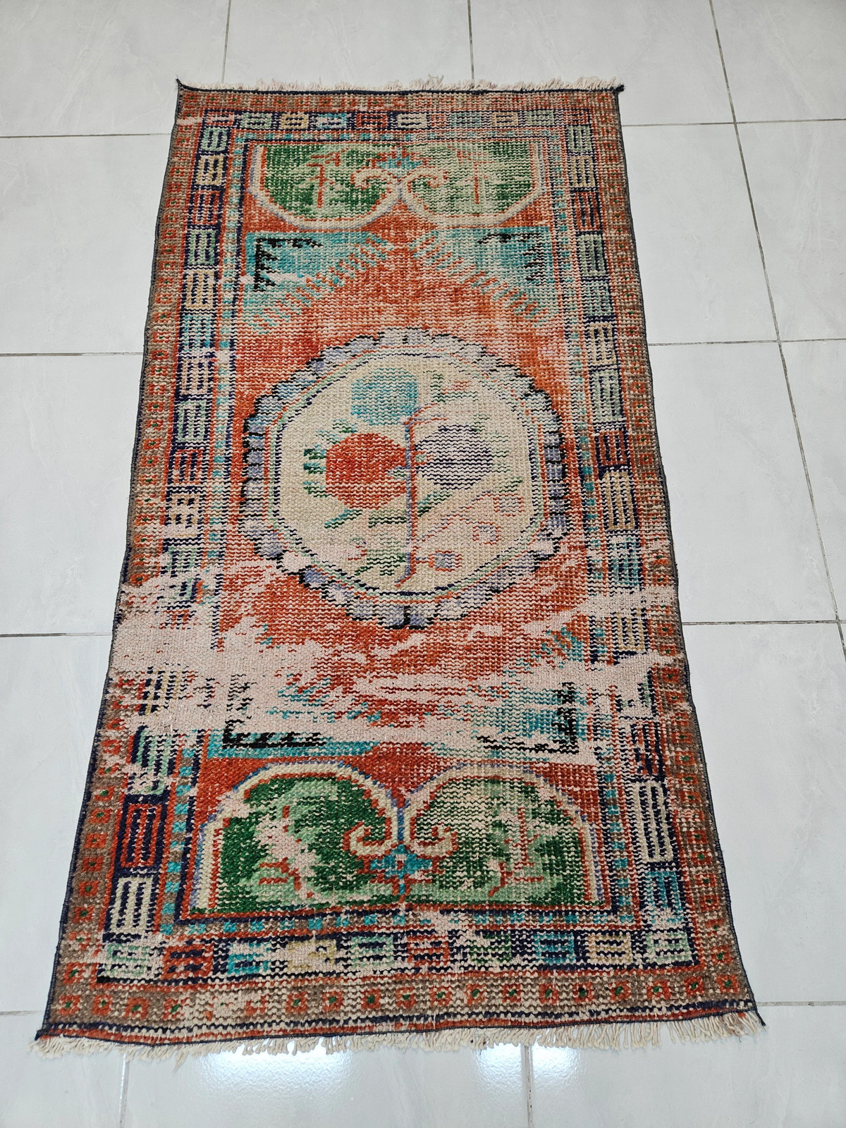 Small Orange Oushak Rug, Vintage Turkish Wool Carpet (2.6 x 4.9 ft)
