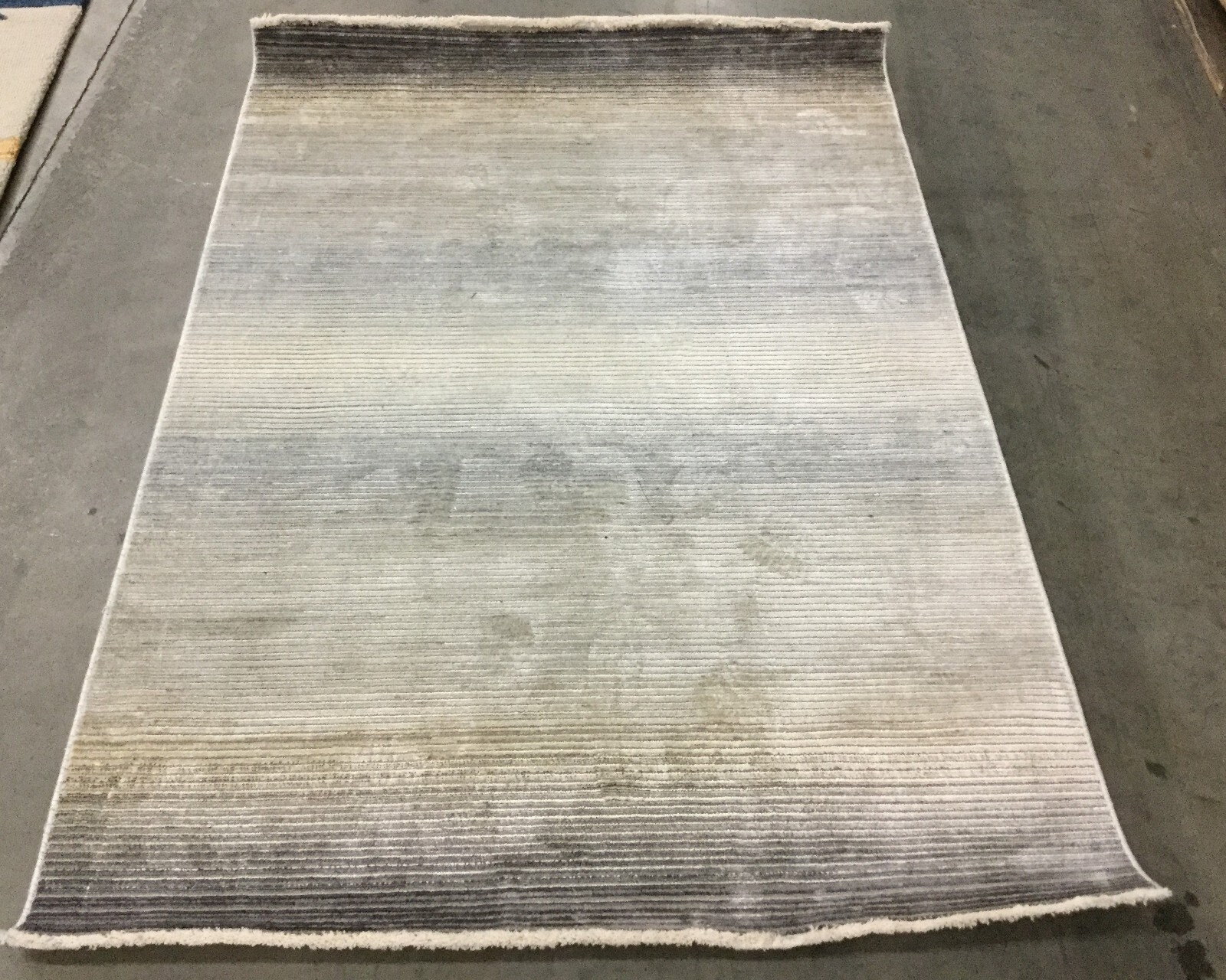 GREY / IVORY 4′ X 6′ Pressed Pile Rug, Reduced Price 1172654105 DRM472F-4