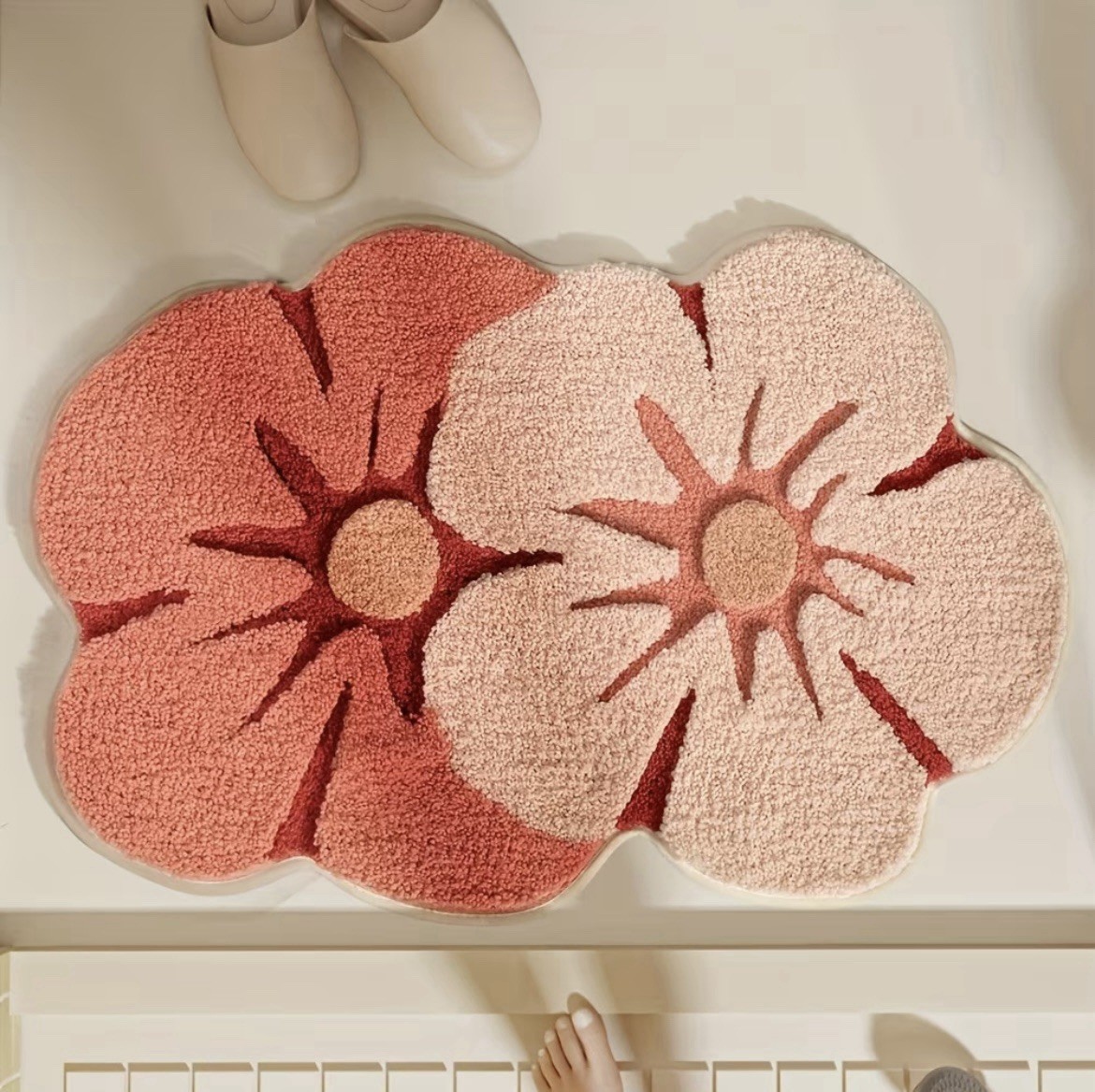 Pink Flower Shaped Rug/Bathroom Mat – For Home Decor