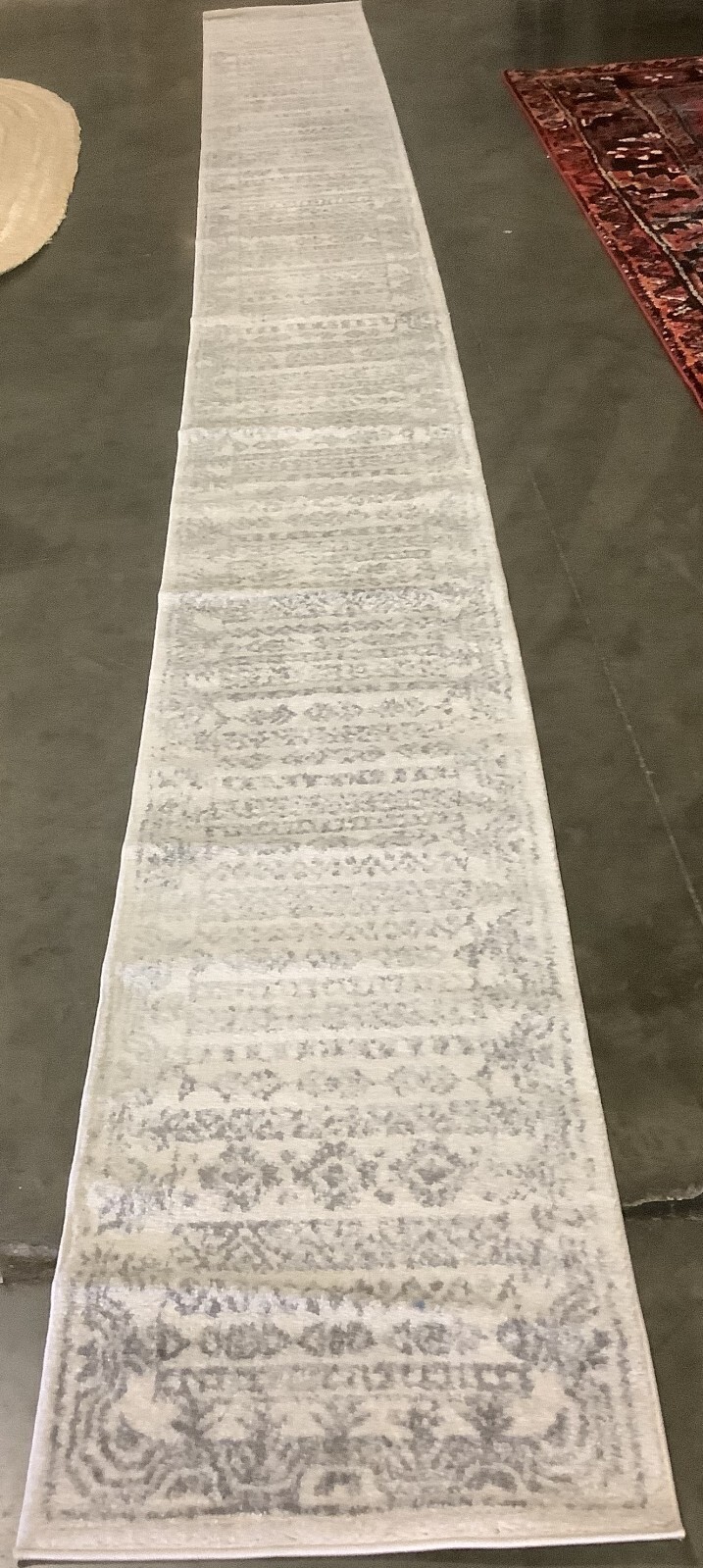 IVORY / GREY 2′-0″ x 19′-0″ Flaw in Rug, Reduced Price 1172674961 TUL271A-219