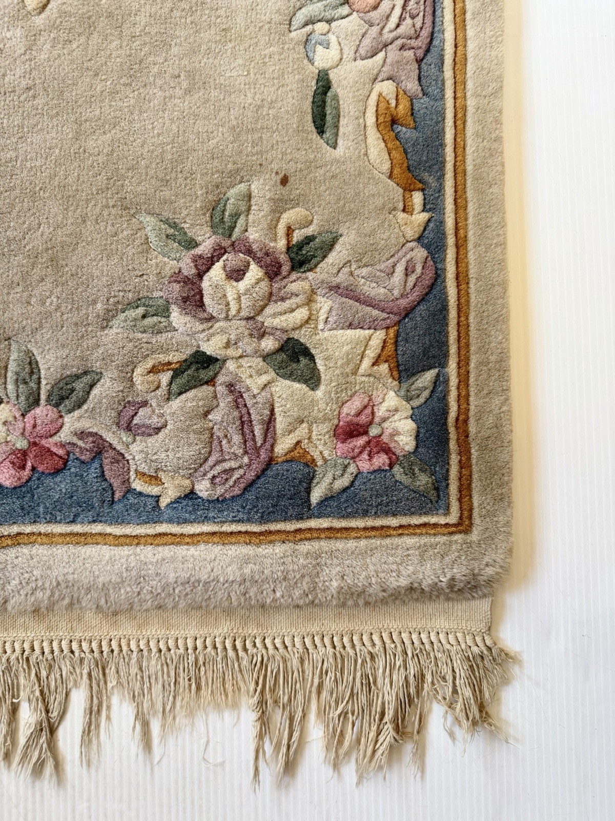 Chinese Aubusson Hand Woven Wool Area Rug 27×60” Tan w/ Blue Pink Floral Design