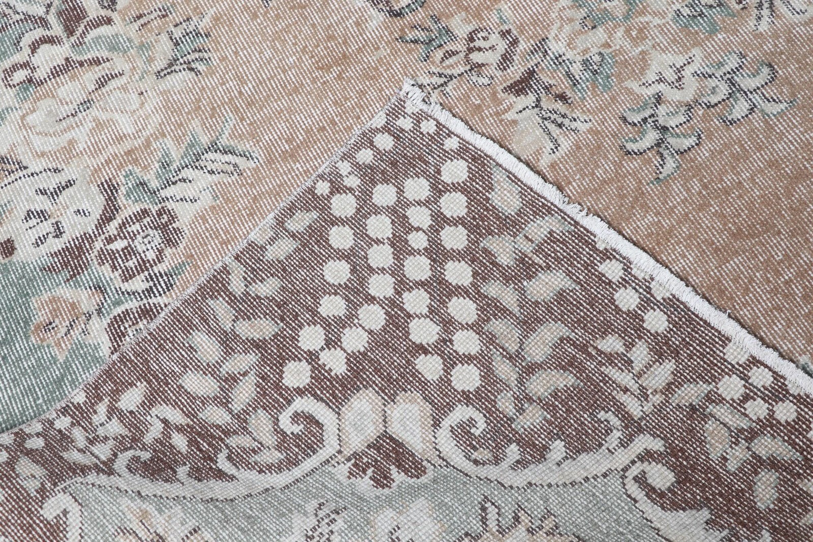 Vintage Turkish Rug 6,1×9,8 ft (186×298 cm), Brown Striped Wool Rug