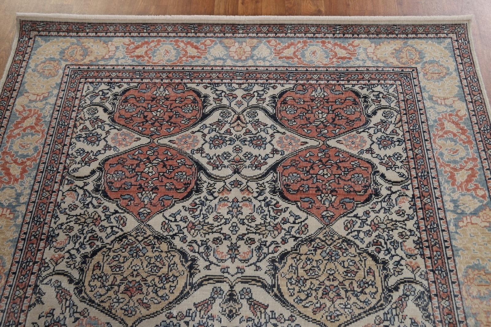 Geometric Bakhtiari Wool Area Rug: Handmade Traditional Patterns 5×7 ft