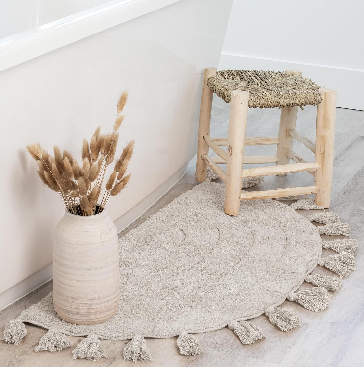 Boho Half Circle Bathroom Rug with Tassels 100% Cotton Non-Slip Absorbent
