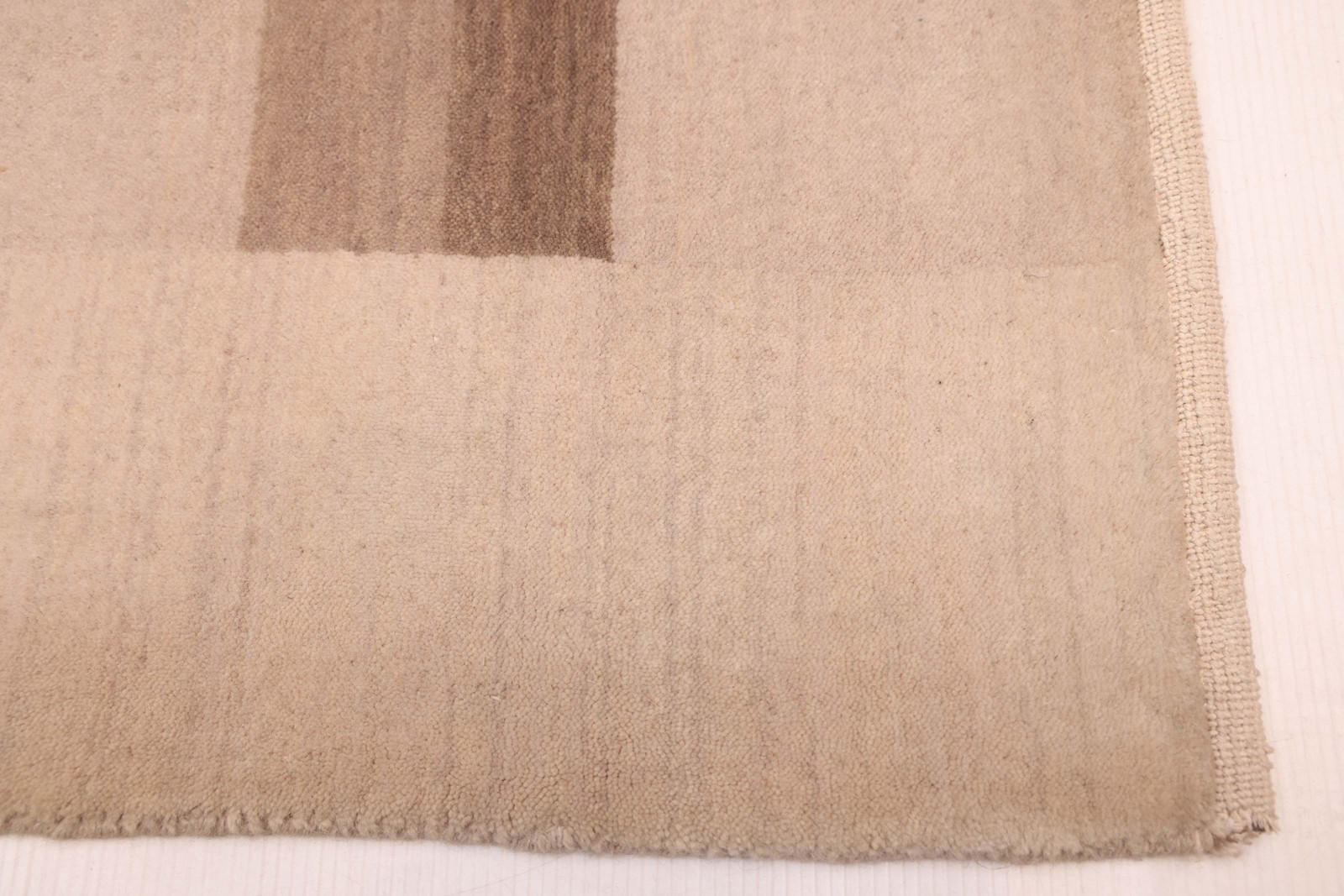 Traditional Beige Hand loomed Oriental Carpet 5’9″ x 8’0″ Area Rug