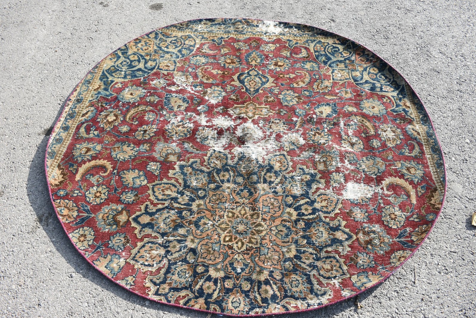 Vintage Turkish Rug 5,6×5,6 ft (172×172 cm), Red Wool Rug