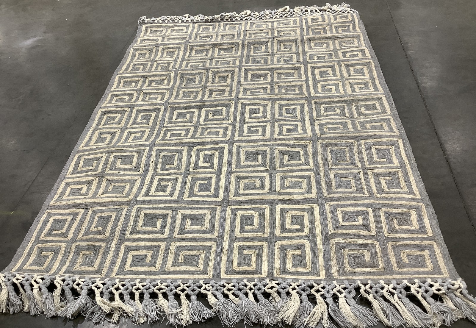GREY / BEIGE 6′-0″ x 9′-0″ Back Stain Rug, Reduced Price 1172686103 SAH410F-6