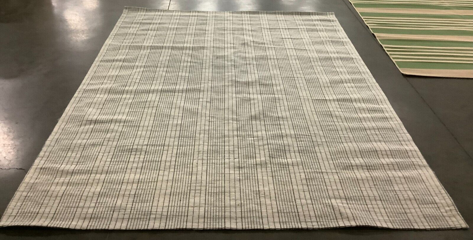 LIGHT GREY / BEIGE 8′ X 10′ Flaw in Rug, Reduced Price 1172665226 MRB309F-8