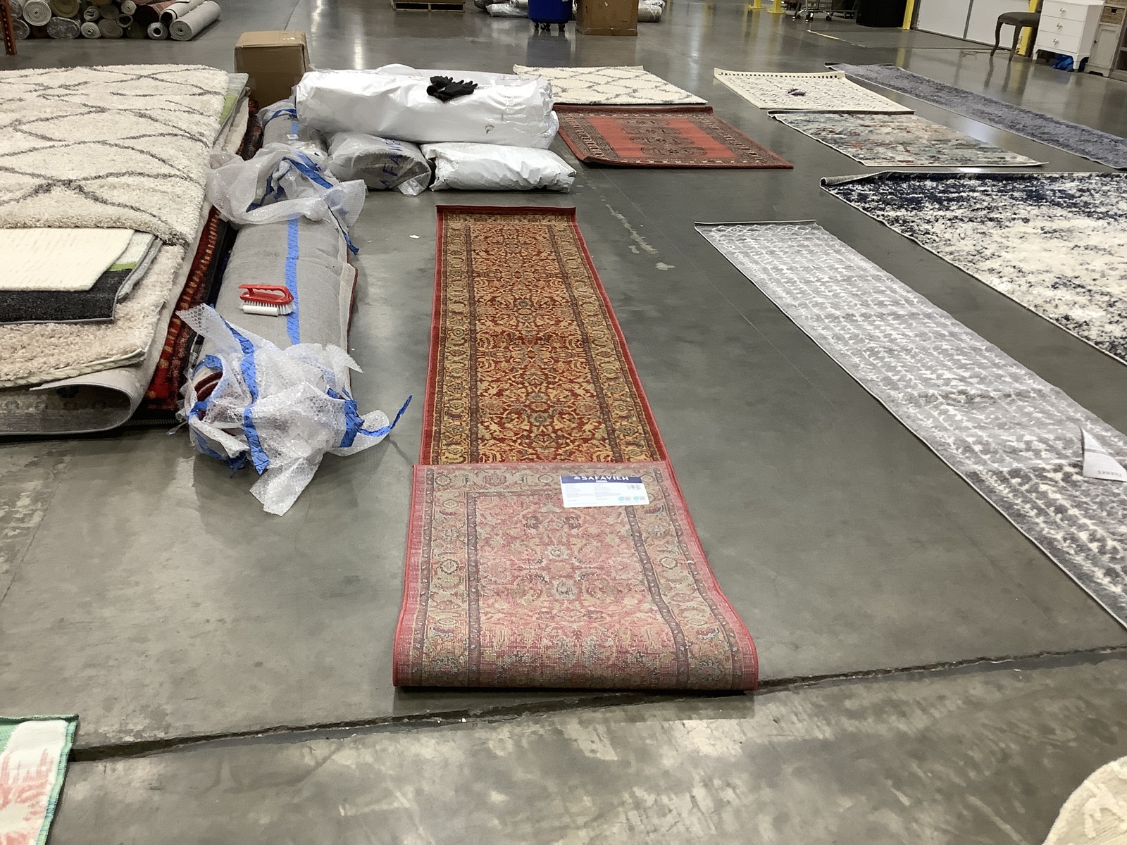 RED / NATURAL 2′-2″ x 14′-0″ Flaw in Rug, Reduced Price 1172683412 MAH699A-214