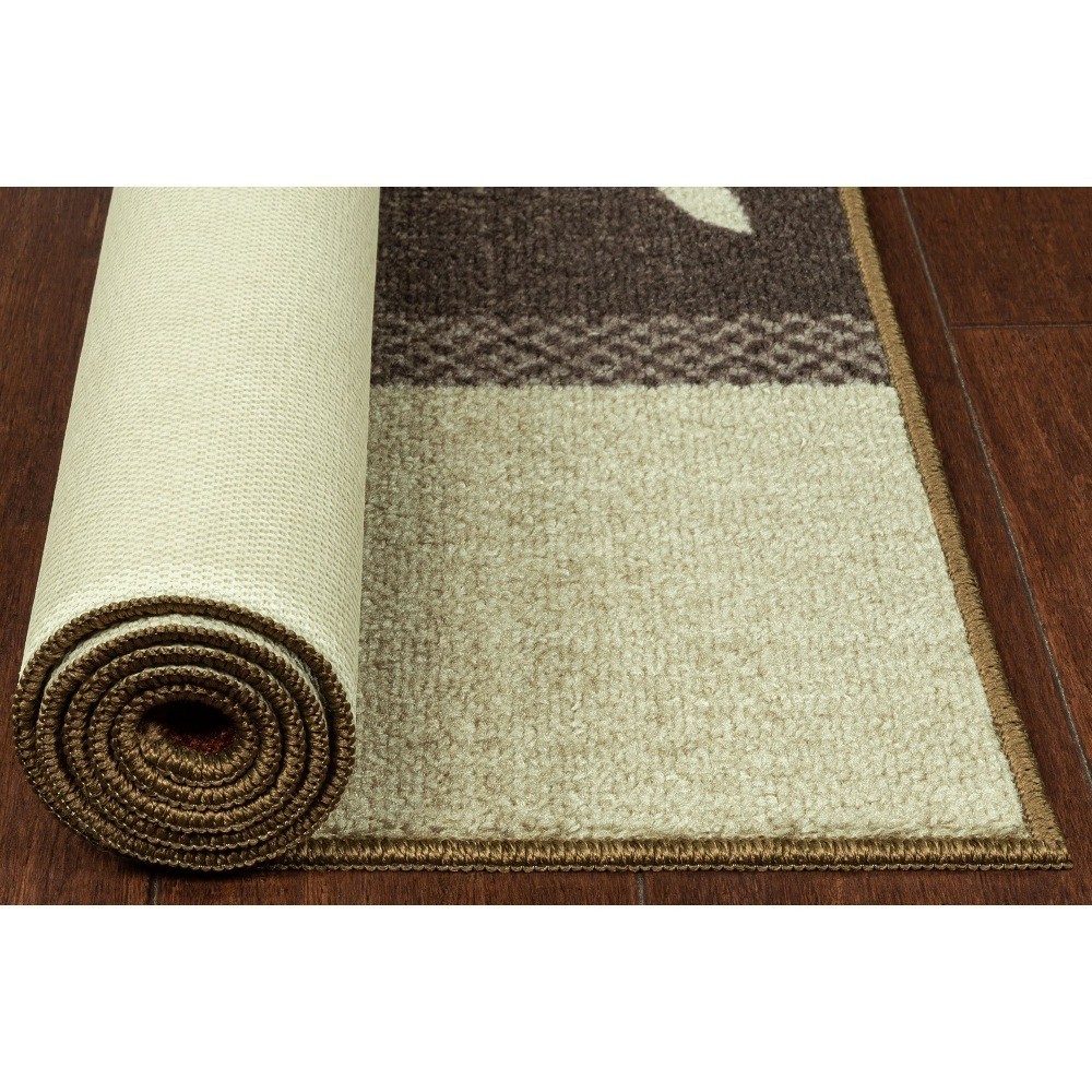 Traditional Brown Leaf Pattern Indoor Accent Rug 20×34 Inches Non-Slip Backing