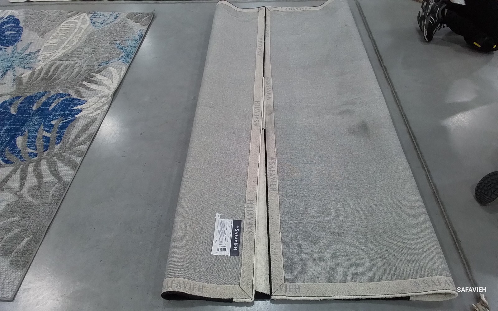 IVORY / BLACK 8′ X 8′ SQ Back Stain Rug, Reduced Price 1172763368 RD857A-8SQ