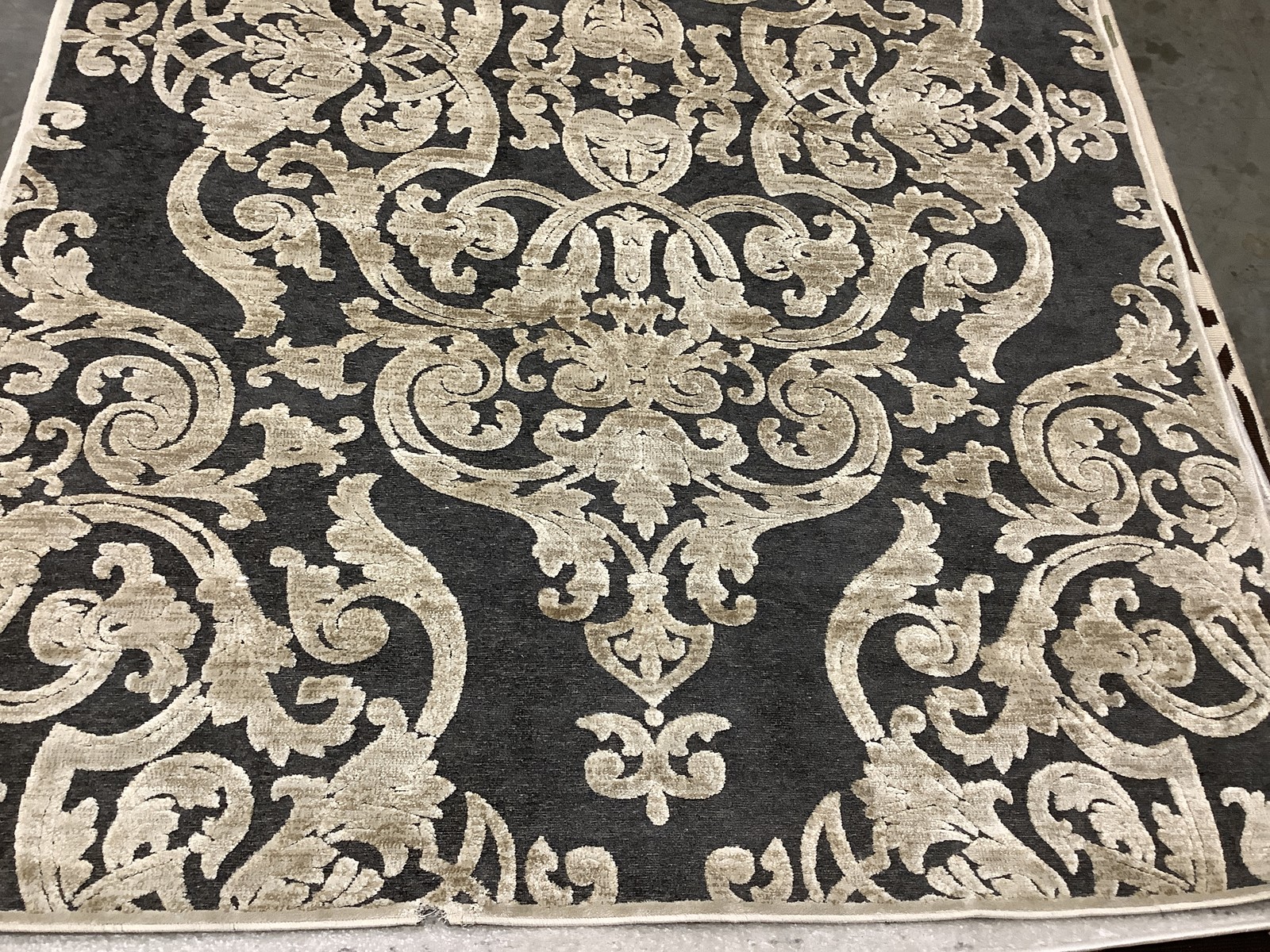 STONE ANTHRACI 5′-3″ x 7′-6″ Damaged Rug Reduced Price 1172685420 PARB348-3430-5