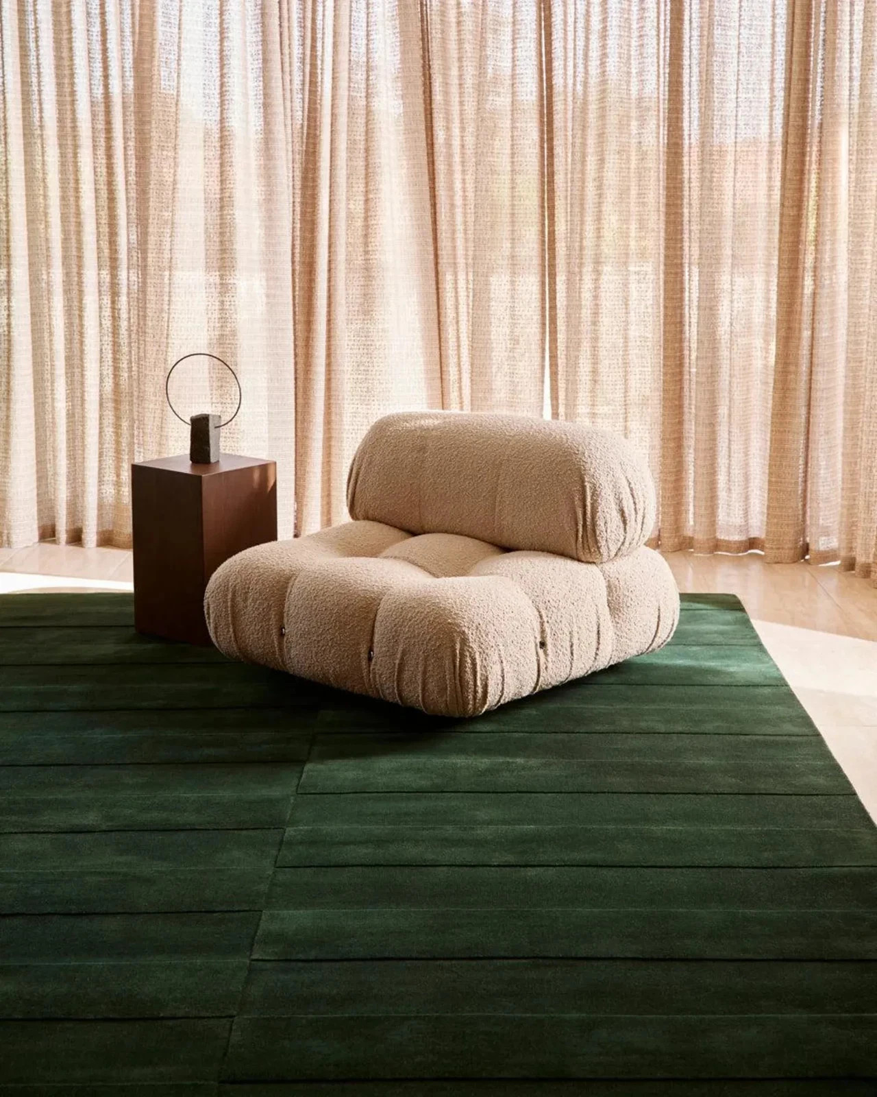 Hand-Tufted Emerald Green Wool Rug: Contemporary Accent, Oversized 9×10 Rug