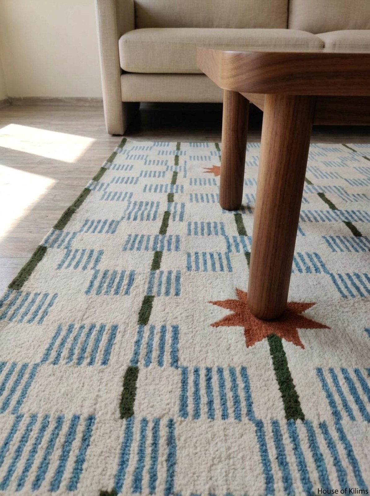 Hand Tufted Terracotta Stars Designer Wool Abstract Modern Wool Area Rug Carpet.