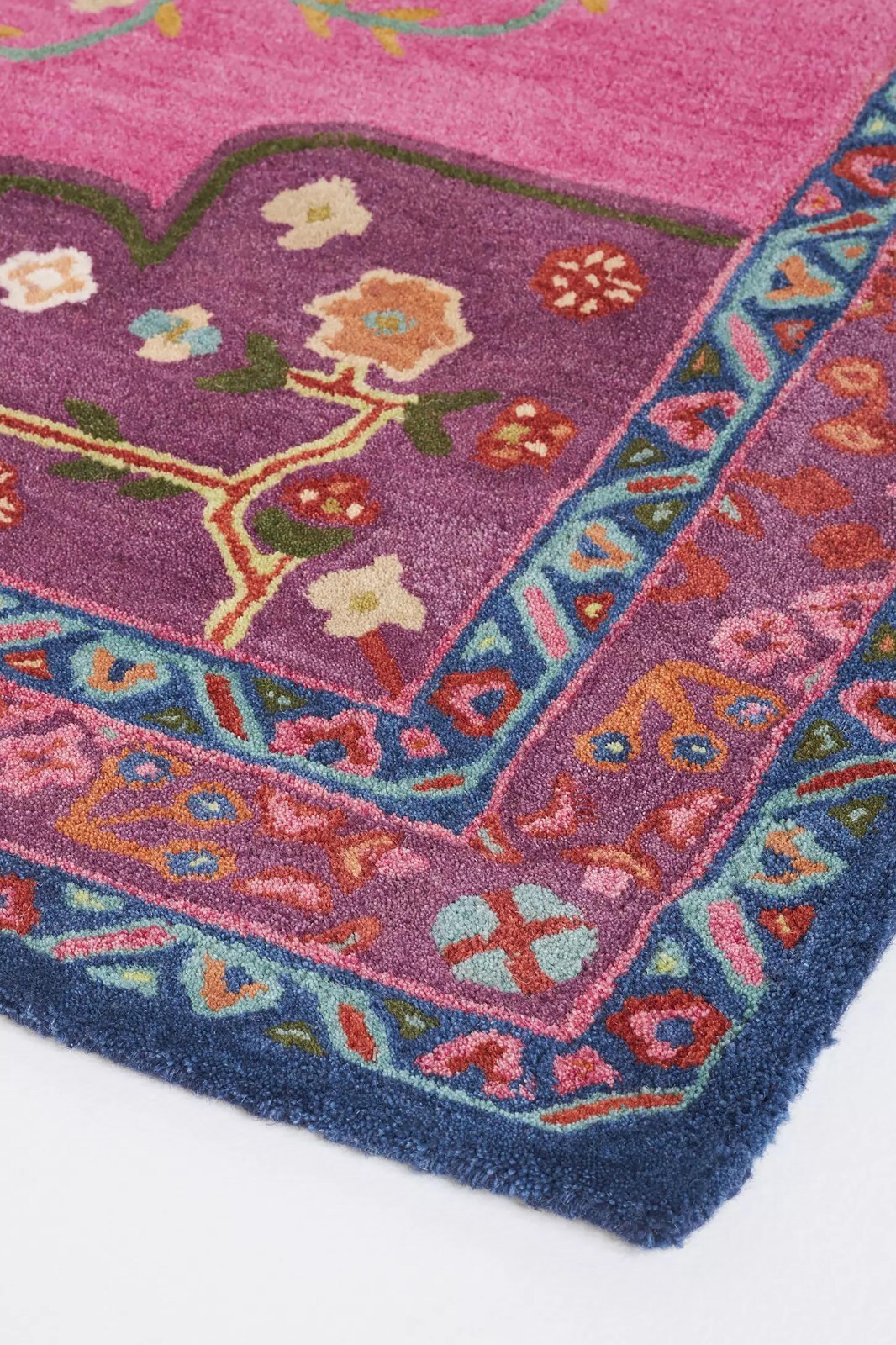 Exotic Bengal Tiger Hand-Tufted Rug Wool Viscose Floral Jungle Decor Luxurious