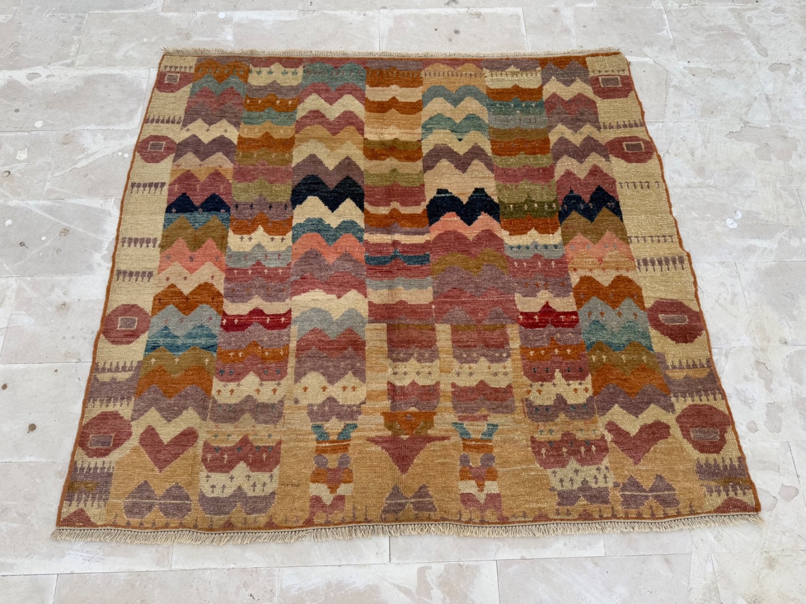 Vintage Fabulous Hand Knotted Traditional Decorative Wool Rug Floor Covering