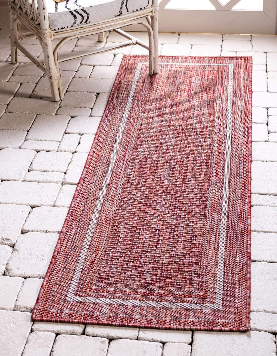 Outdoor Border Collection Area Rug – Soft Border (2′ X 6′ 1″ Runner, Rust Red/ I