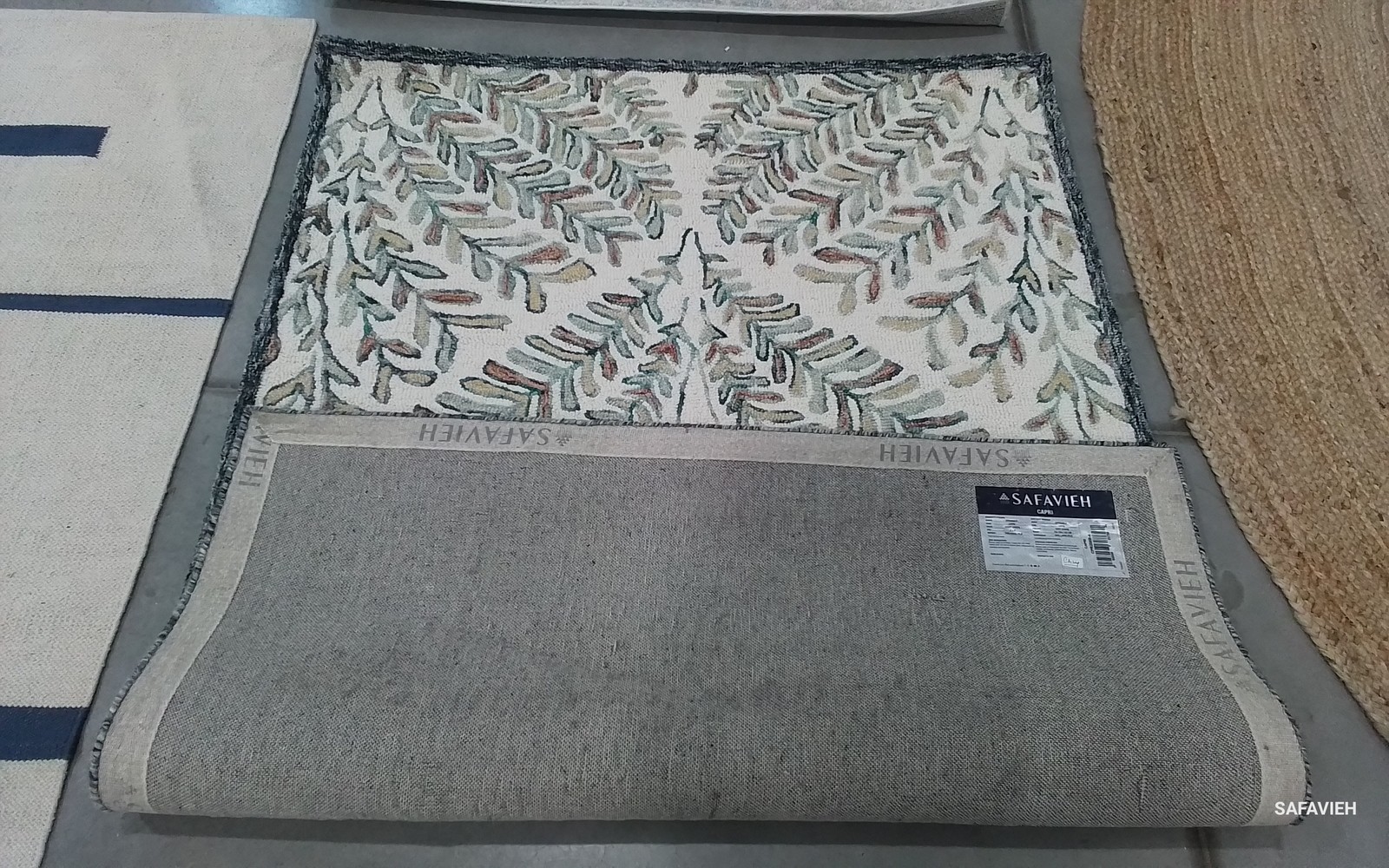 IVORY / GREEN 4′-0″ x 6′-0″ Back Stain Rug, Reduced Price 1172804606 CPR208B-4