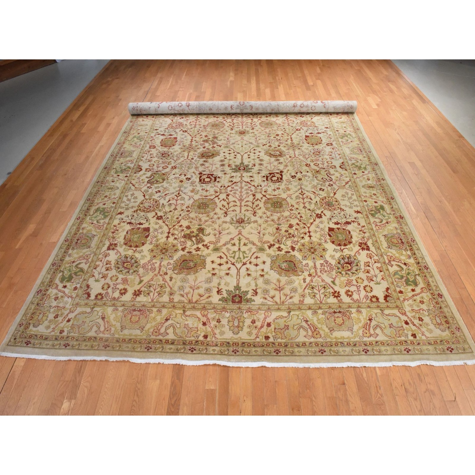 12’x19’1″ Ivory Vintage Agra Hand Knotted Pure Wool Oversized Rug 78626