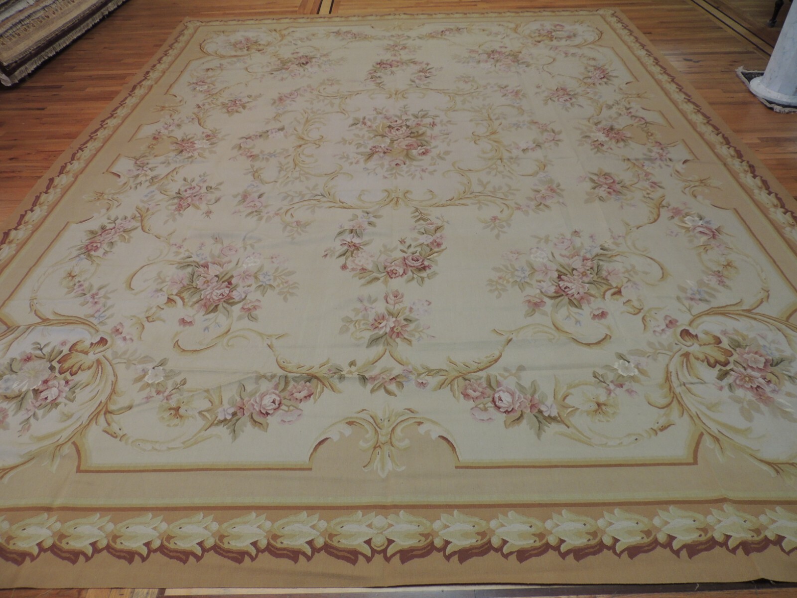 12×15 Oversize/Palace French Aubusson Style Oriental Area Rug Beige medallion