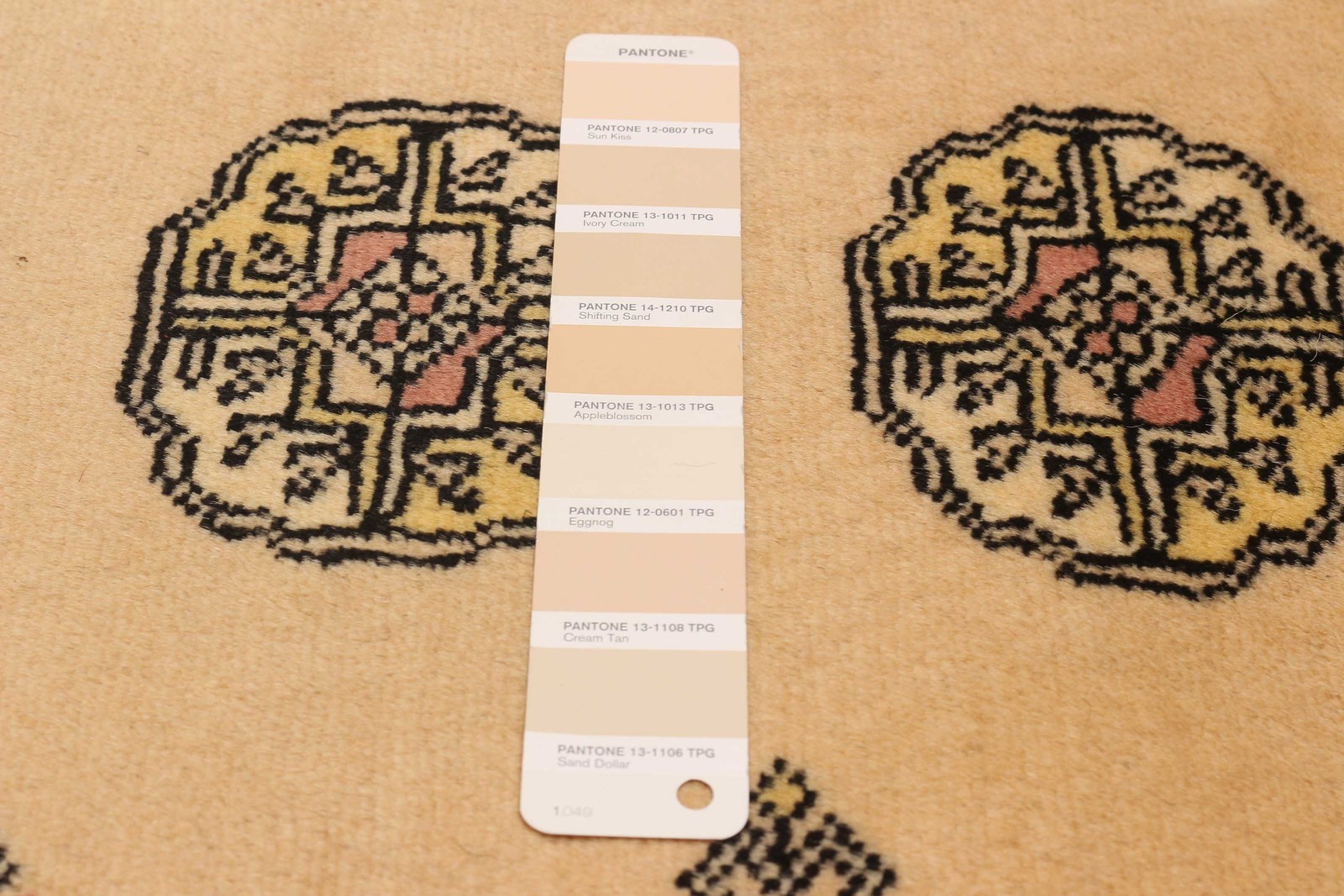Hand Knotted Area Rug 2’8″ x 6’11” Traditional Oriental Wool Carpet