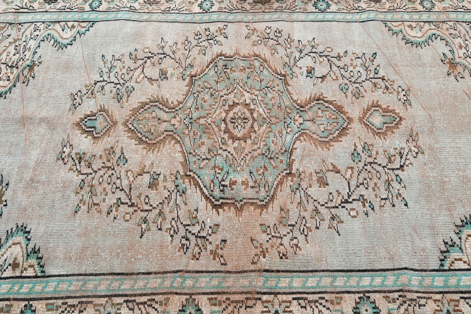 Vintage Turkish Rug 5,4×8,1 ft, Blue Large Moroccan Wool Rug