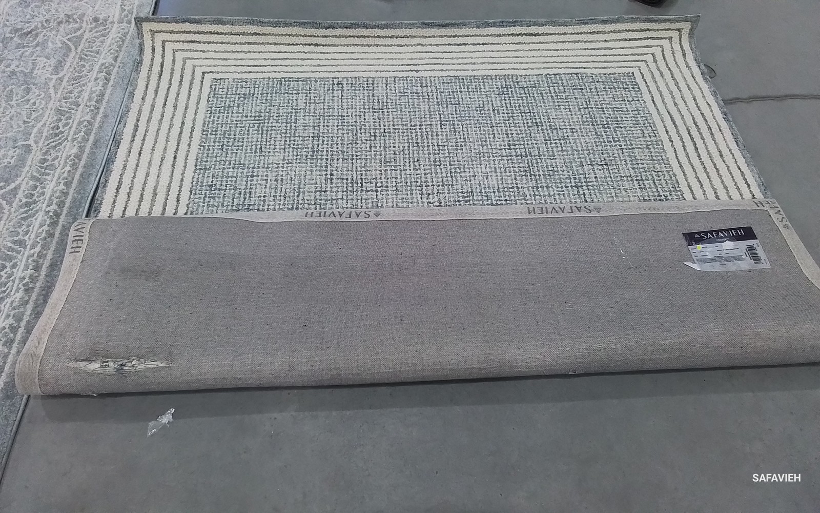 BLUE / IVORY 6′-0″ x 6′-0″ Cut on Rug, Reduced Price 1172794541 EBN425M-6SQ