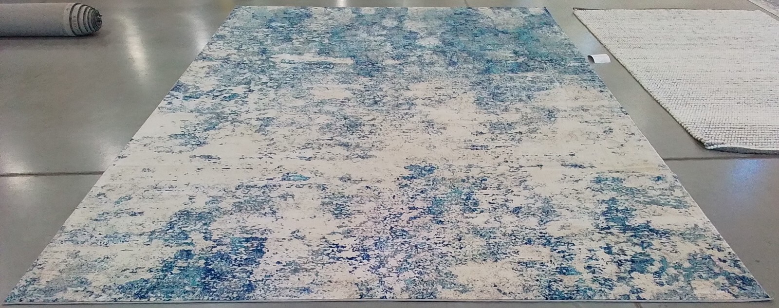 IVORY / NAVY 10′-0″ x 13′-0″ Flaw in Rug, Reduced Price 1172773892 BNT822B-10