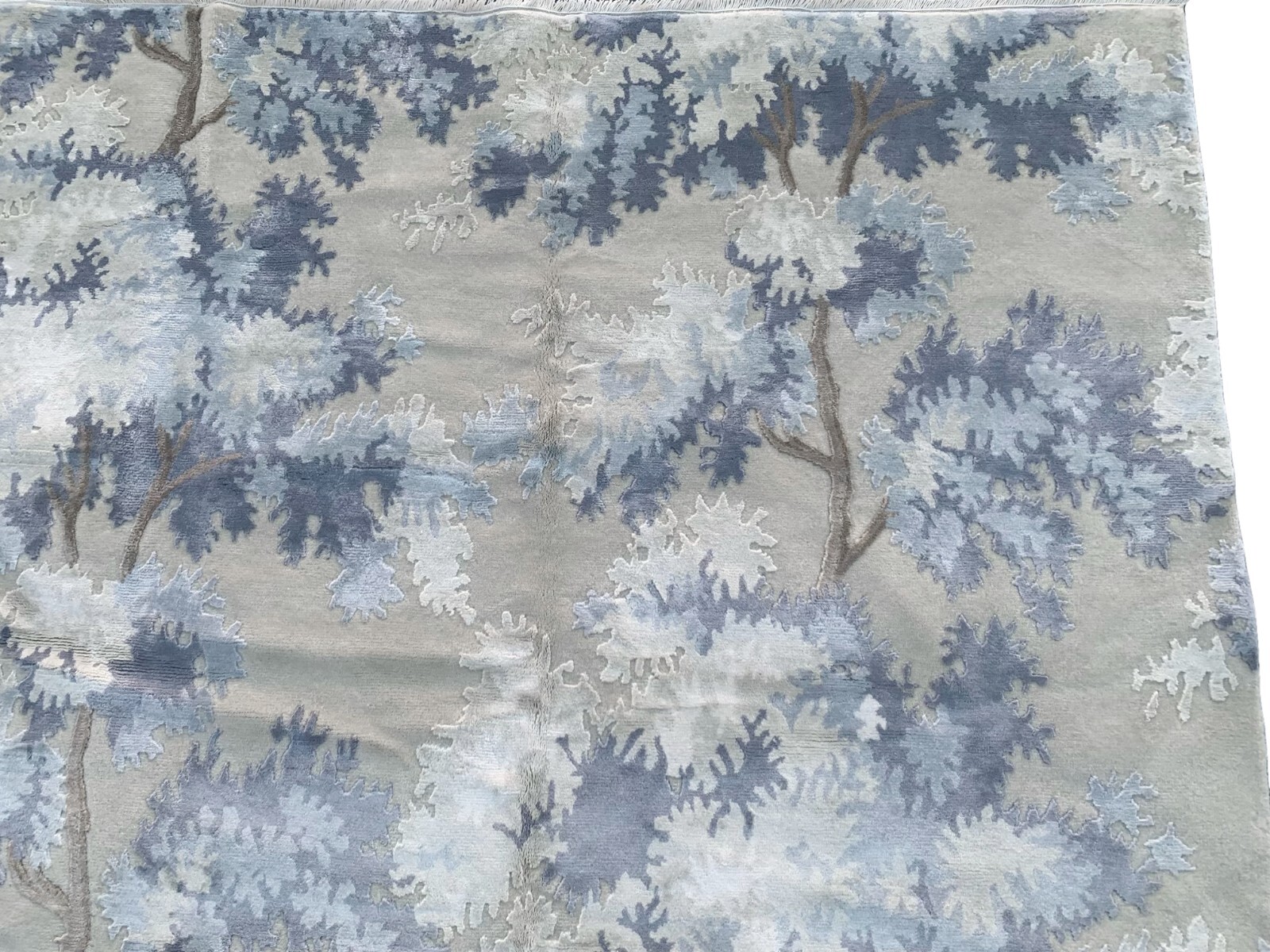 Fine Wool & Silk High-Low Area Rug Blue Tree Design (Multiple Sizes Availabel)