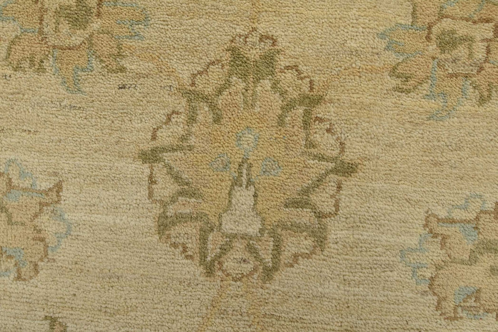 Anatolia Ziegler 8’5” x 9’7” Beige Wool Traditional Hand-Knotted Oriental Rug