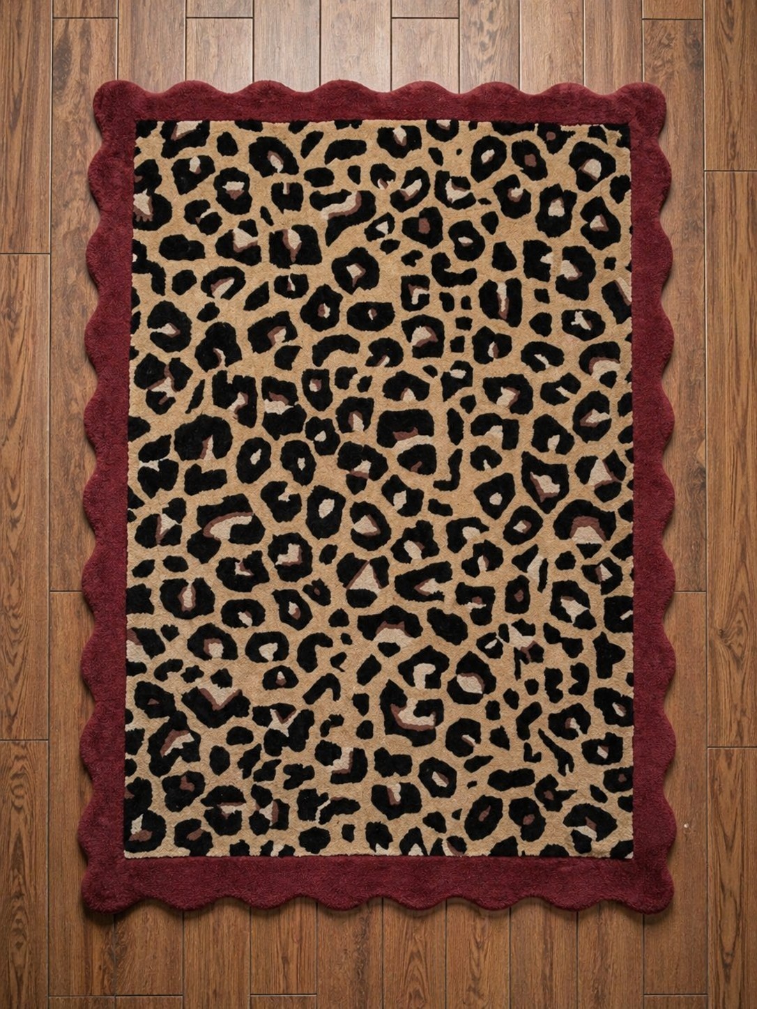 Wavy Border Leopard Print Wool Area Rug Scalloped Animal Pattern Hand Tufted Rug